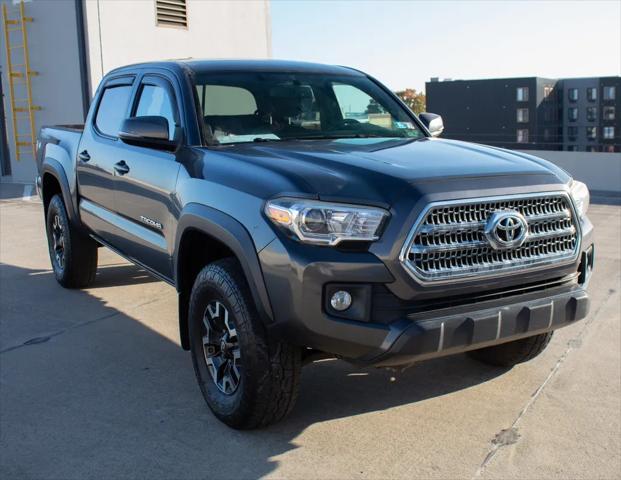 2017 toyota tacoma base