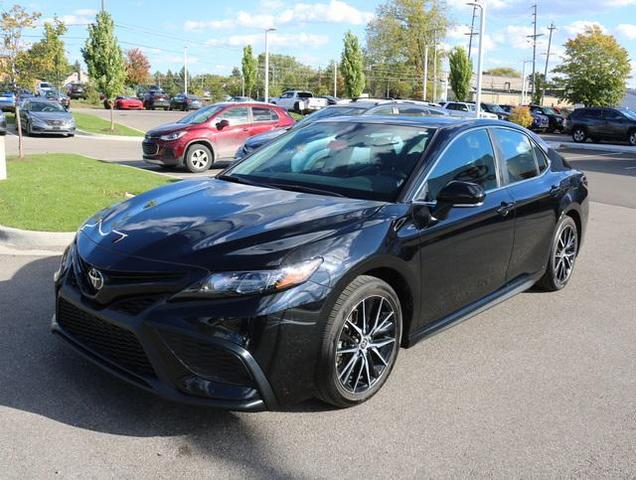 2023 toyota camry se