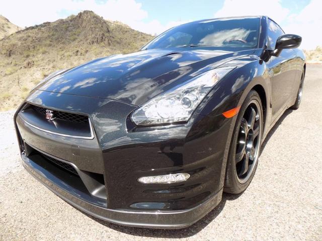2014 nissan gt-r black edition