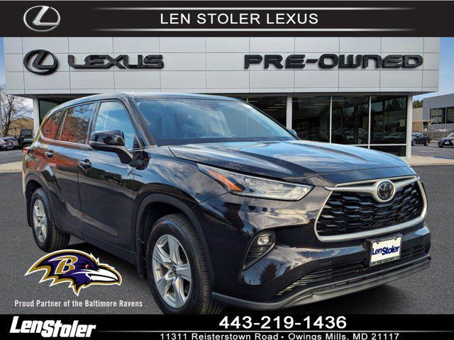 2021 toyota highlander le