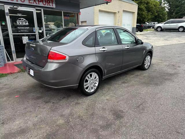2011 ford focus sel