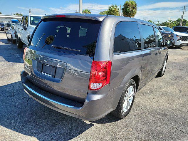 2020 dodge grand caravan se