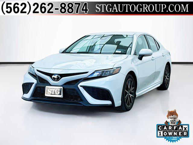2023 toyota camry se