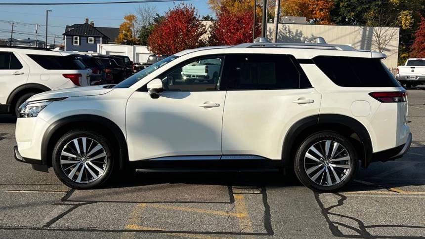 2022 nissan pathfinder platinum