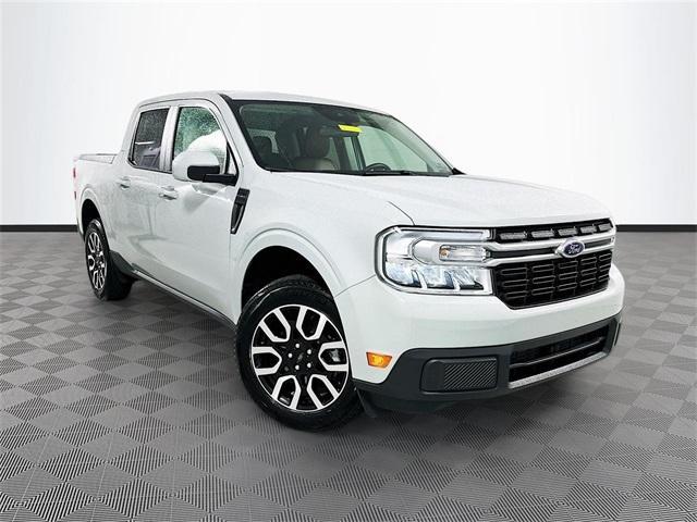 2022 ford maverick lariat