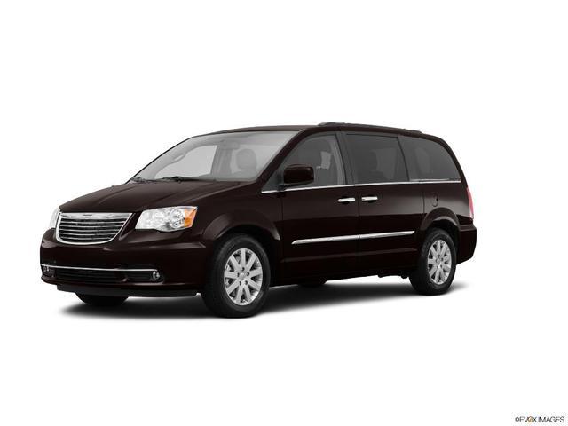 2015 chrysler town & country in marshall, michigan
