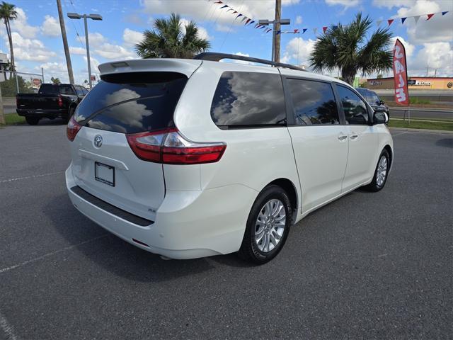 2017 toyota sienna xle premium