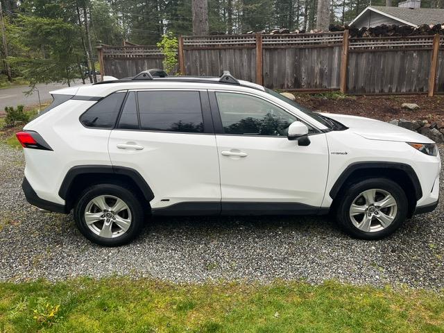 2020 toyota rav4 hybrid le