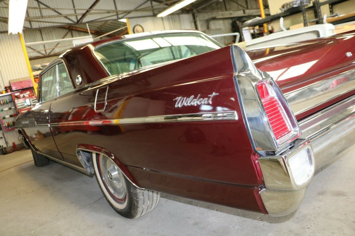 1963 buick wildcat 2-door