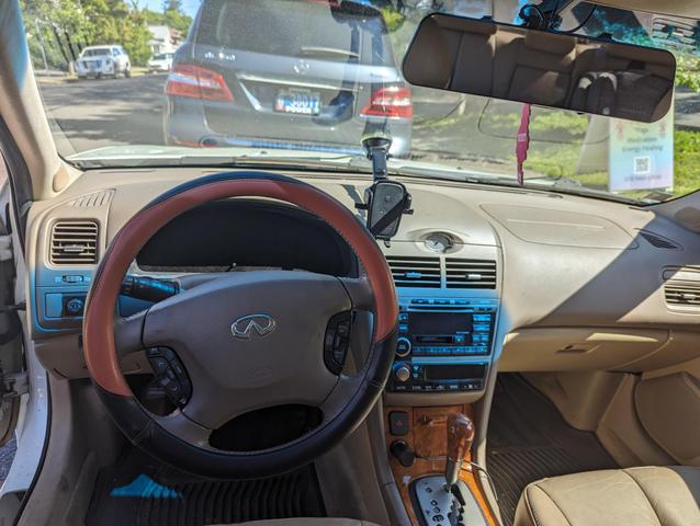 2003 infiniti i35 base