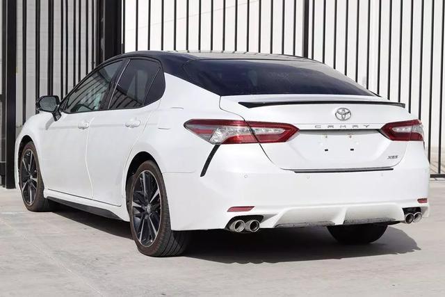 2018 toyota camry xse