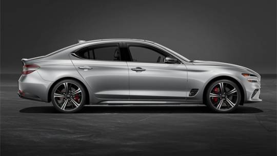 2025 Genesis G70