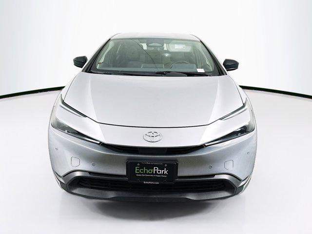 2023 toyota prius le