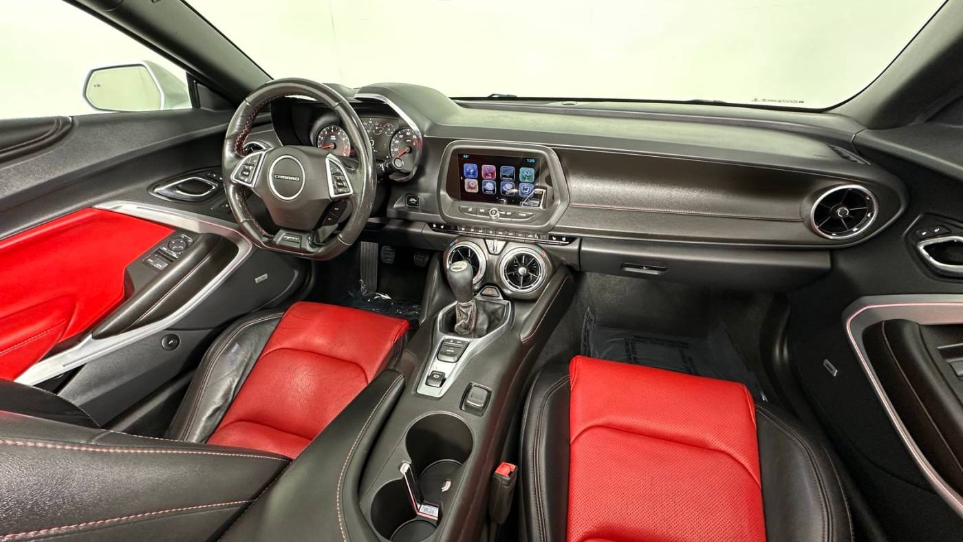 2017 chevrolet camaro lt