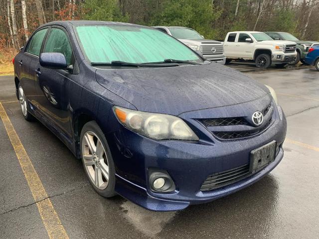 2013 toyota corolla le