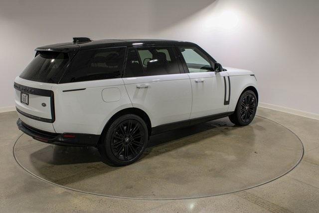 2023 land rover range rover p530 se