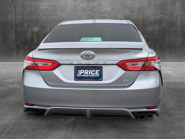 2020 toyota camry se