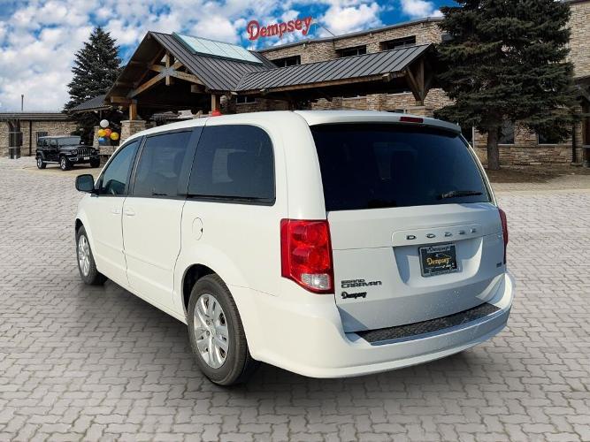 used 2016 dodge grand caravan