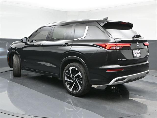 2024 mitsubishi outlander sel black edition 2wd
