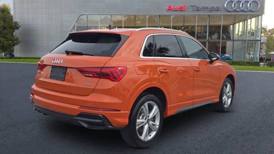 2022 Audi Q3