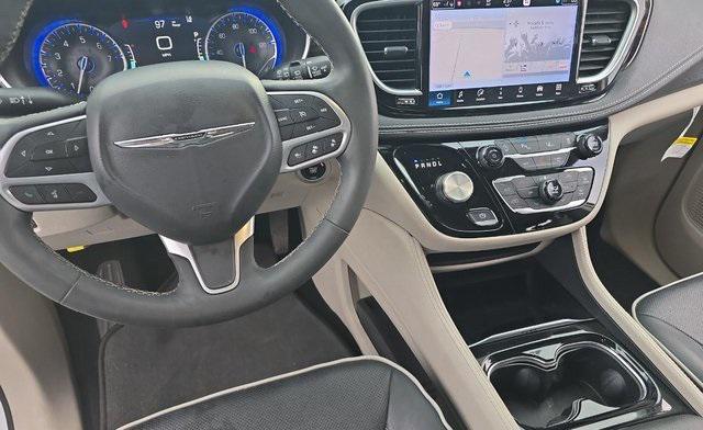 2023 chrysler pacifica limited