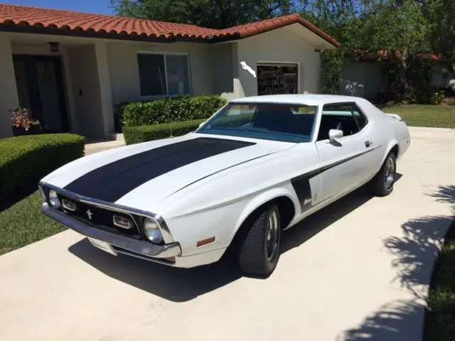 1972 mustang 351 windsor 5.8 -4 barrel