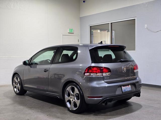 2012 volkswagen gti 2-door