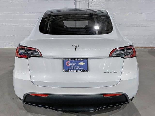 2023 tesla model y long range in flushing, new york