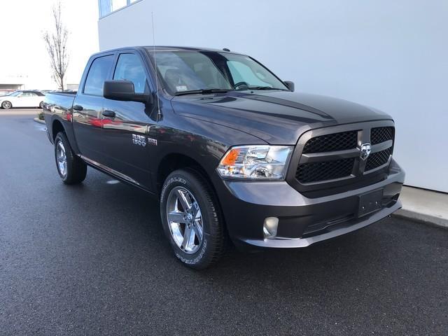 2017 ram ram pickup 1500 express 4x4 express 4dr crew cab 5.5 ft. sb pickup for sale in hyannis, massachusetts