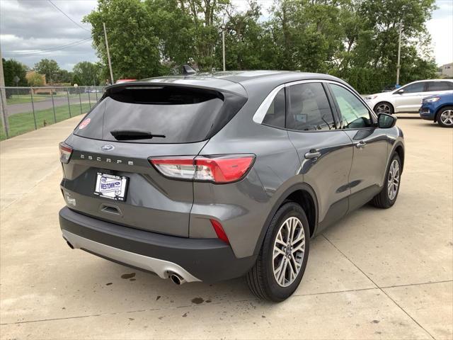 2022 ford escape sel