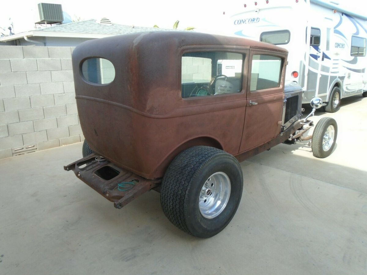 1930 plymouth 2 door sedan hemi
