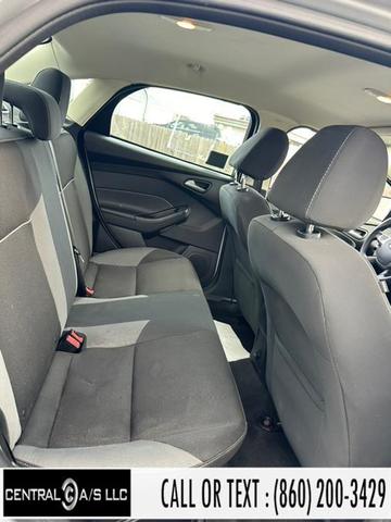 2014 ford focus se