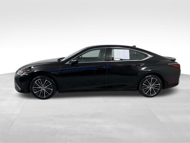 2022 lexus es 250 luxury
