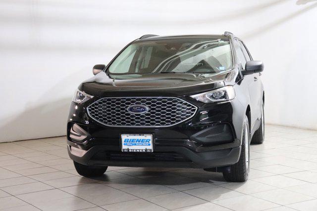 2023 ford edge se