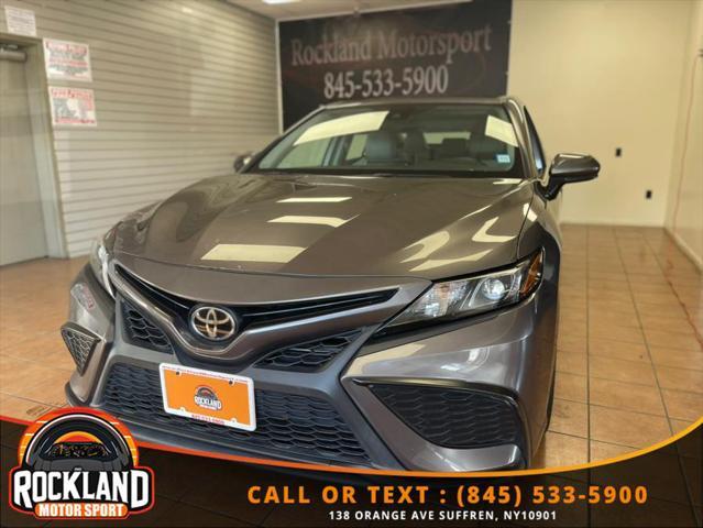 2021 toyota camry se