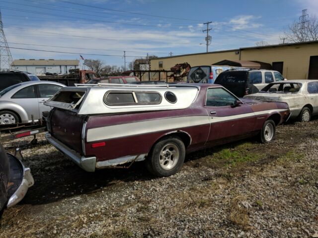 perfect for restoration or redneck shenanigans. just add an engine. no reserve!