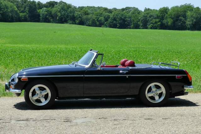 1971 mg mgb mark ii 2 door roadster