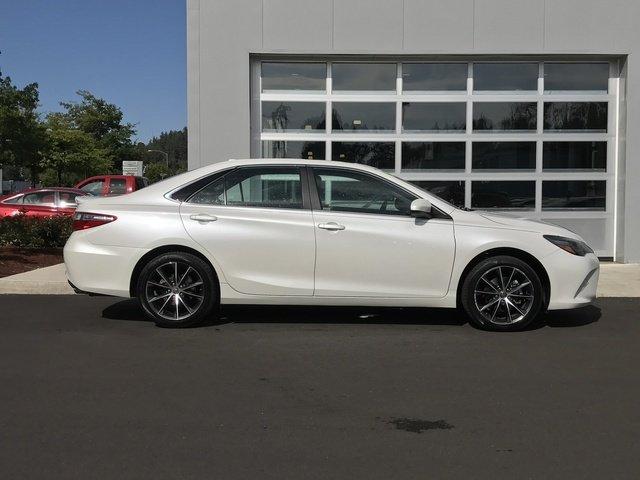 used 2015 toyota camry xse v6 eugene, or 97401 for sale in college crest, oregon