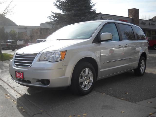 2009 chrysler town & country touring for sale in jackson, wyoming