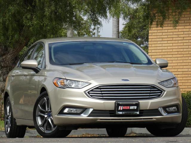 2017 ford fusion se