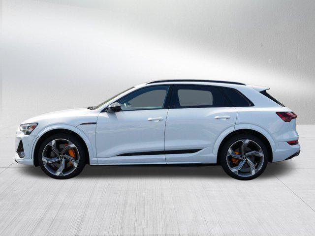 2022 audi e-tron s prestige