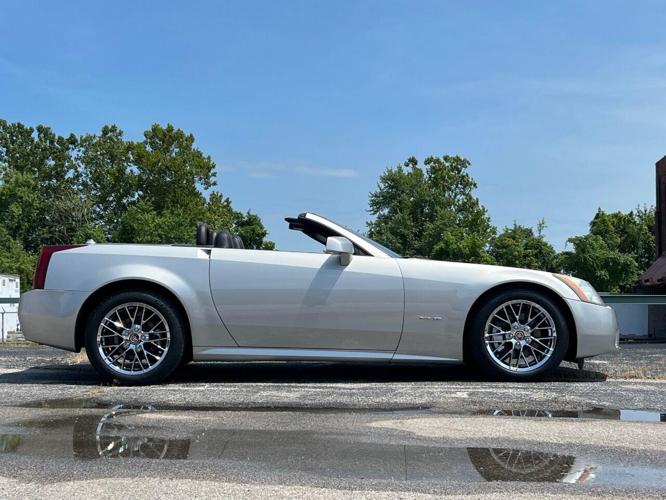 2004 cadillac xlr in saint charles, missouri