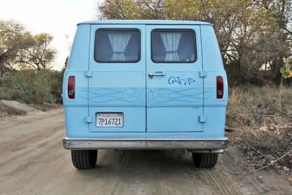 1970 ford econoline e100