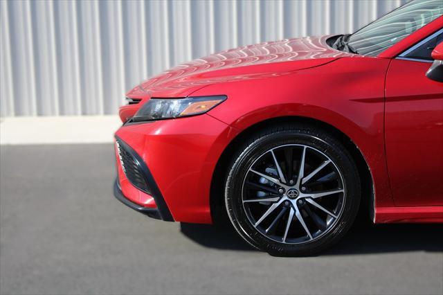 2023 toyota camry se