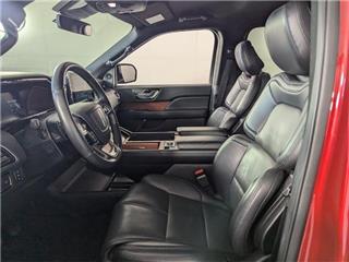 2020 Lincoln Navigator standard