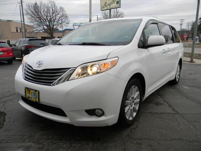 2013 toyota sienna xle