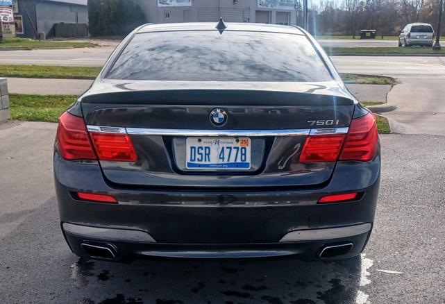 2010 bmw 750 i xdrive