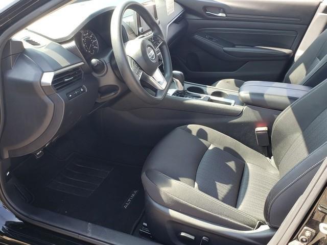 2019 nissan altima in biggs park, north carolina