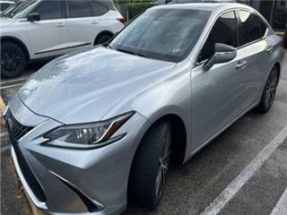 2022 Lexus ES base