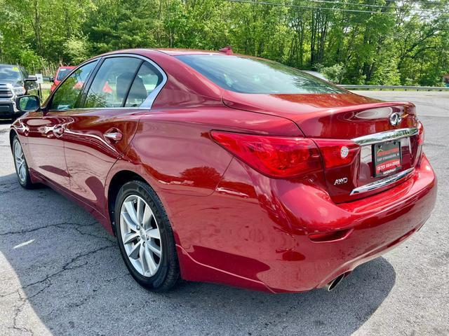 2015 infiniti q50 premium